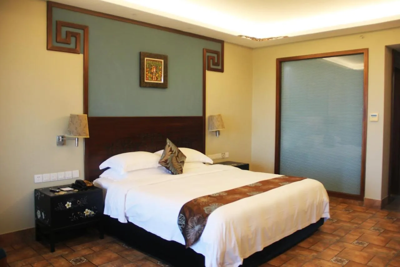 Luhuitou State Guesthouse & Resort Sanya 5*,